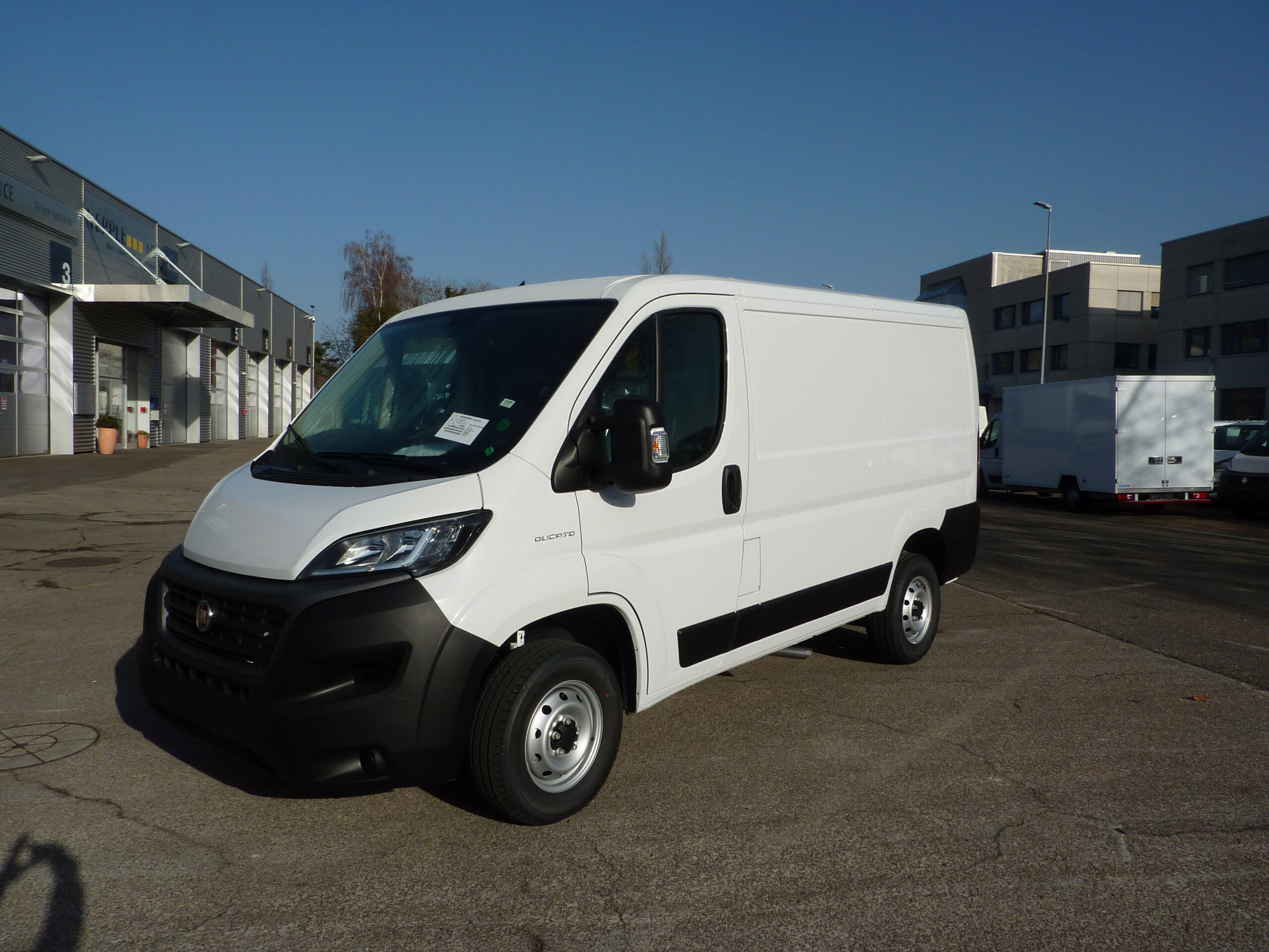 Fiat Ducato 33 2.3 MJ 120 PS L1H1 / 3199/3215 Fiat Ducato 33 2.3 MJ 120 PS L1H1 / 3199/3215
