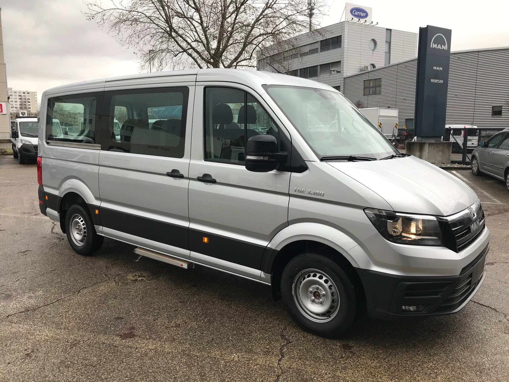 MAN TGE 3.180 / 9 Plätzer MAN TGE 3.180 / 9 Plätzer